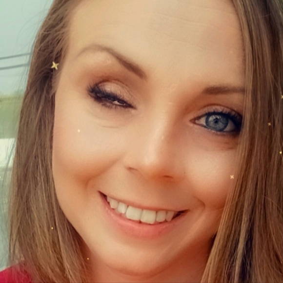 Meet your Posher, Rhonda Thomlinson - Picture 2 of 5